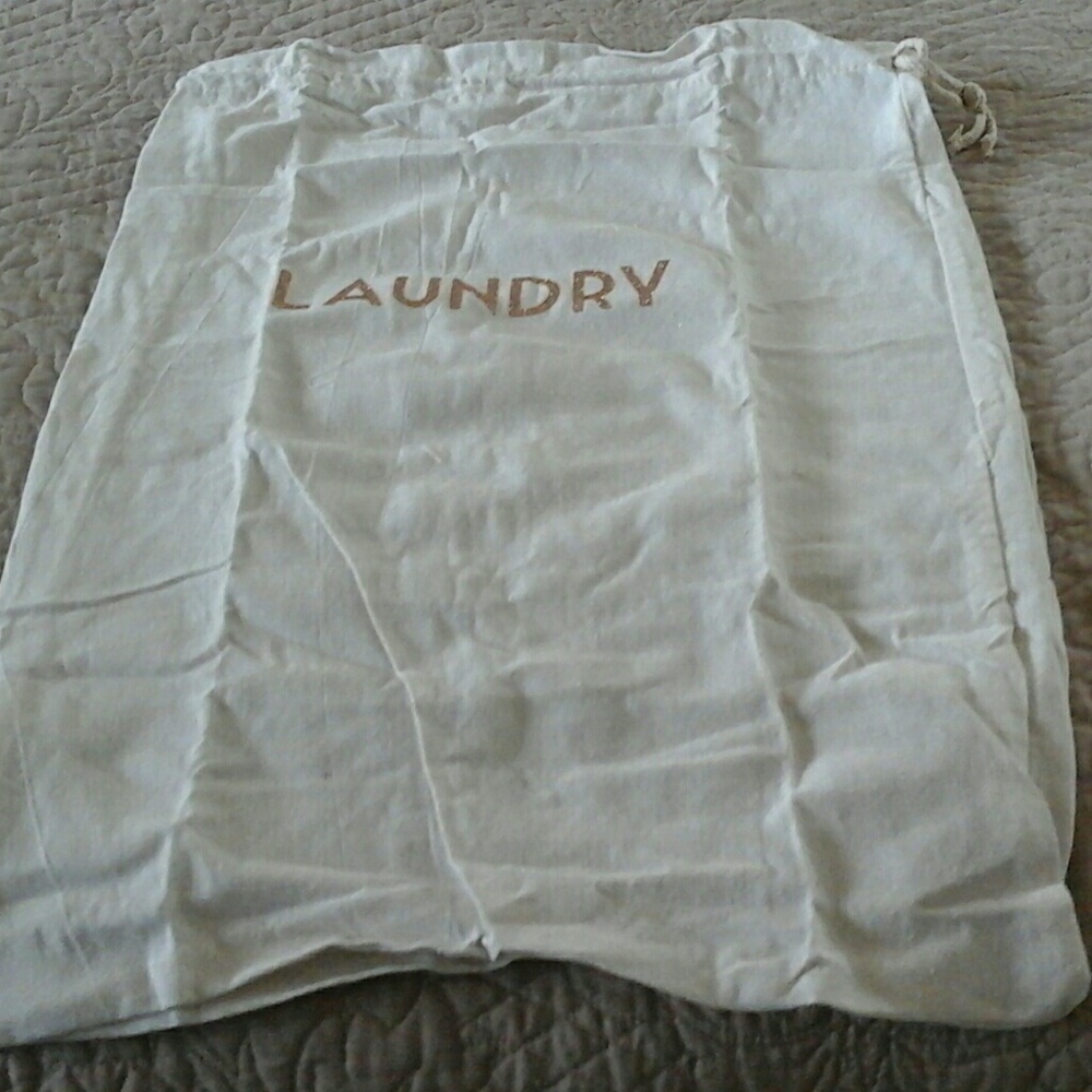 NWOT travel case with bags - Picture 2 of 7
